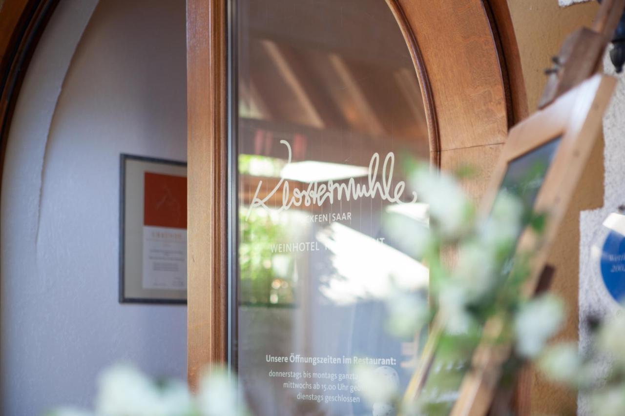 Weinhotel Restaurant Klostermuehle Ockfen Bagian luar foto